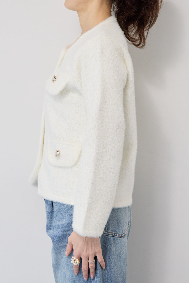 金ボタンニットジャケット