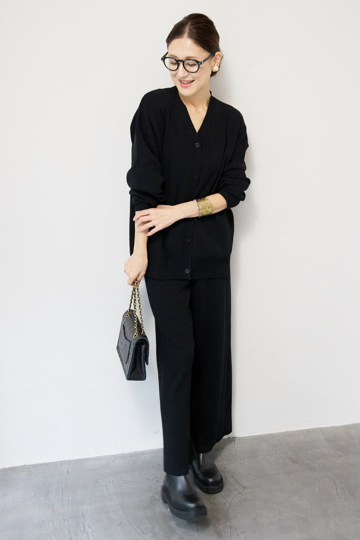 ニットカーディガン＋ニットパンツ