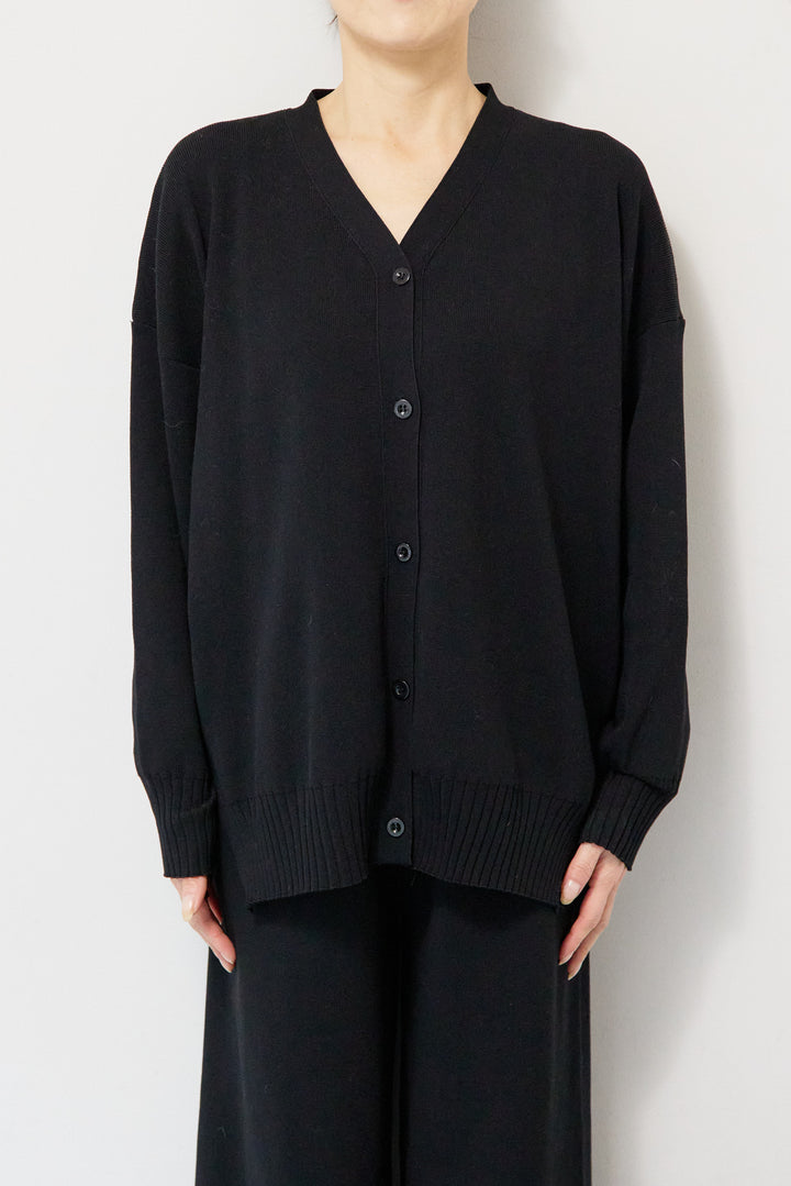 ニットカーディガン＋ニットパンツ