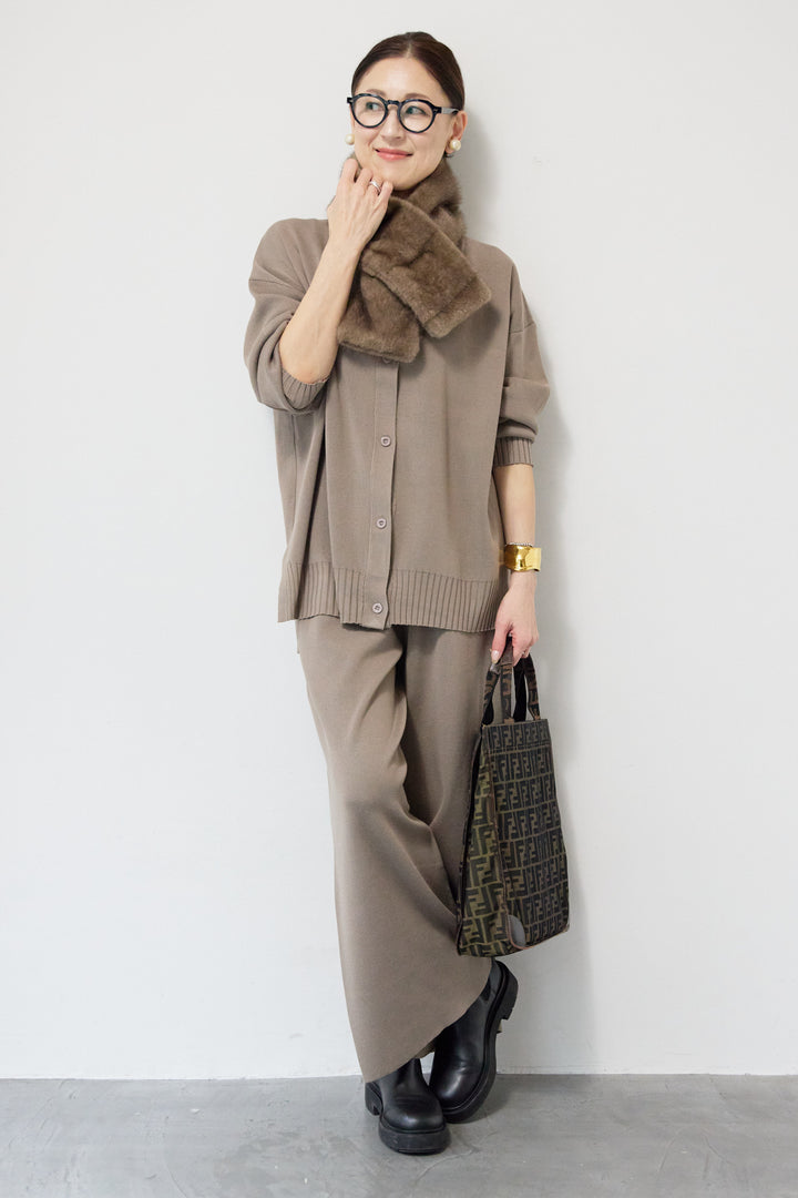 ニットカーディガン＋ニットパンツ