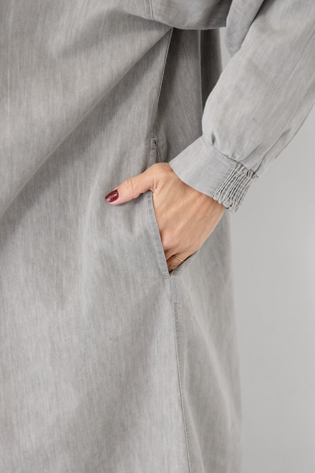 ハンドスモッキングデニムワンピース