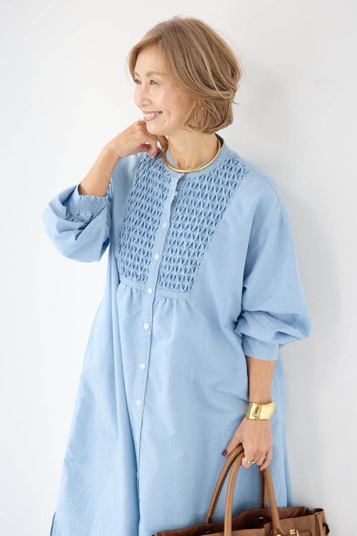 ハンドスモッキングデニムワンピース