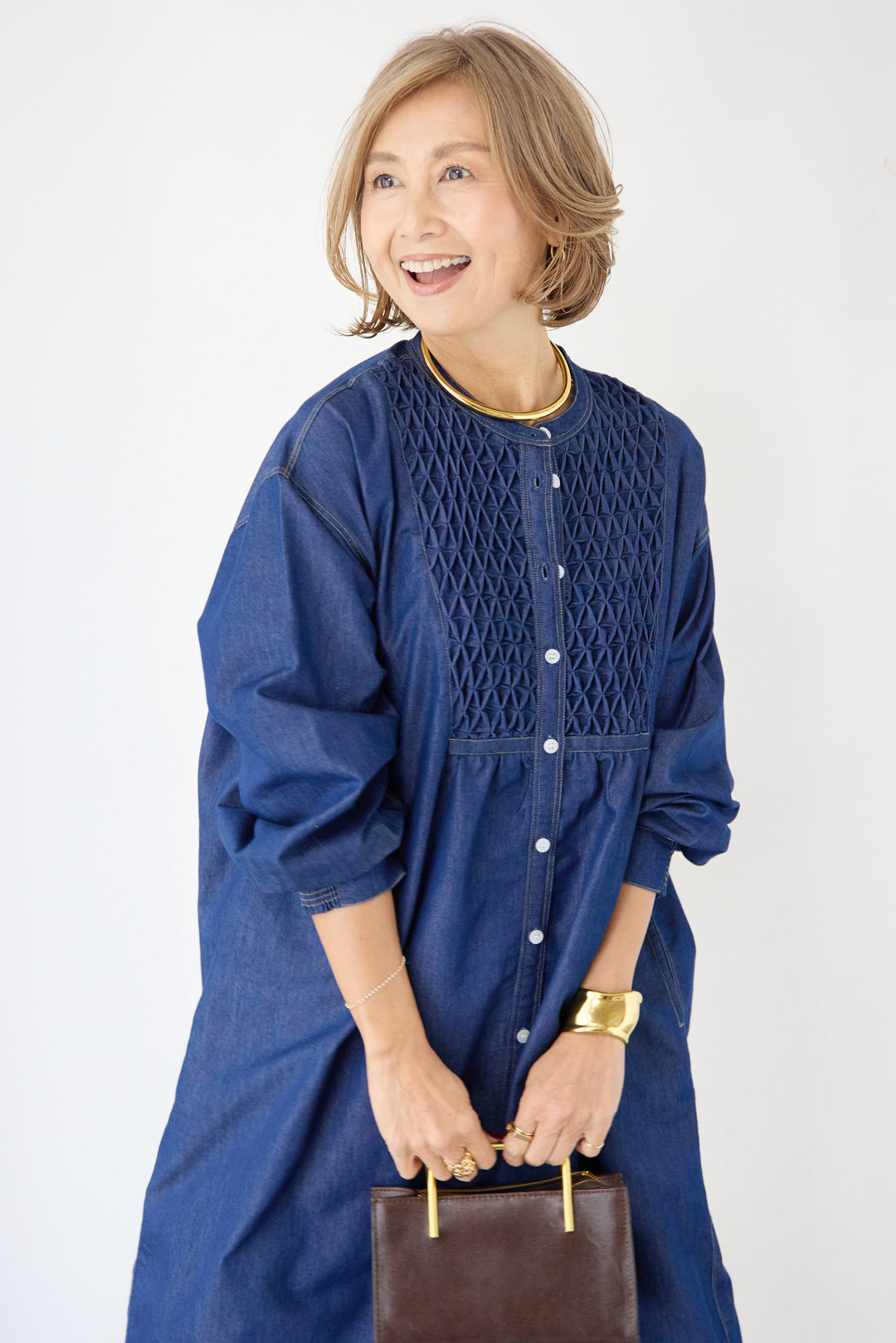 ハンドスモッキングデニムワンピース