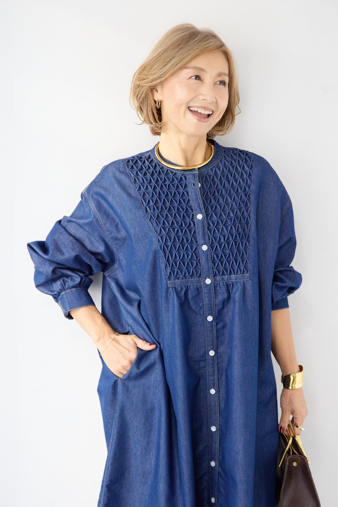 ハンドスモッキングデニムワンピース