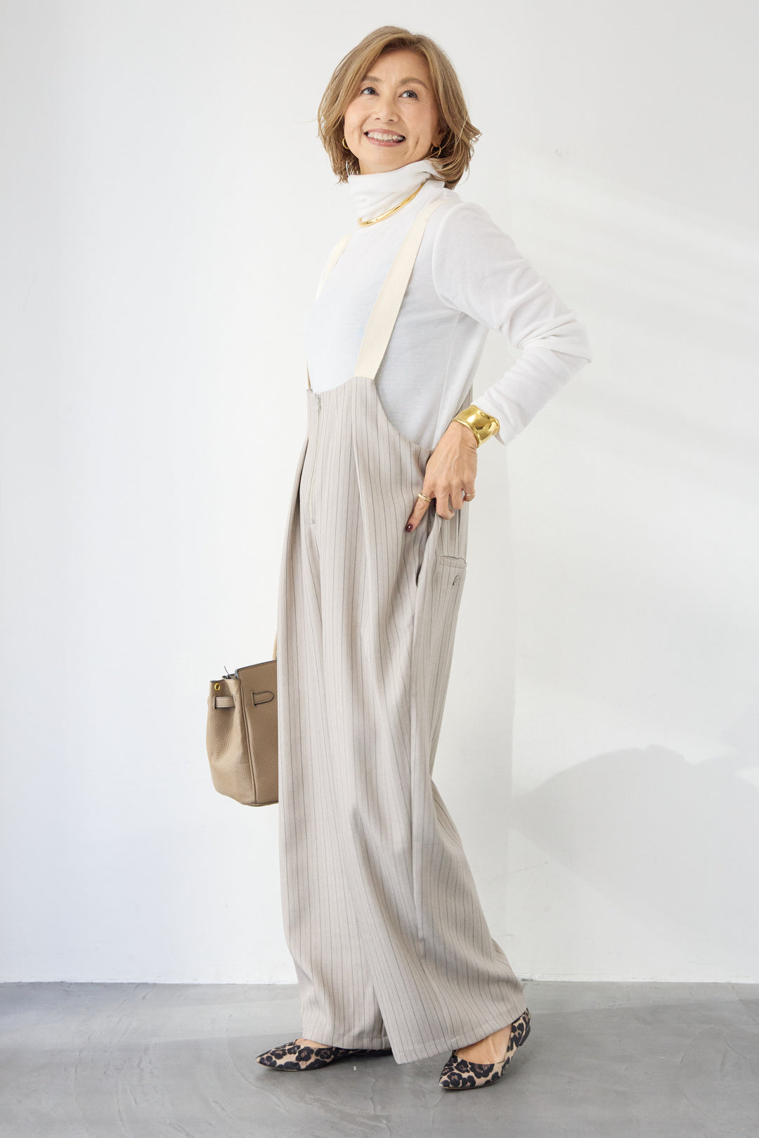 ストライプツータックサロペット