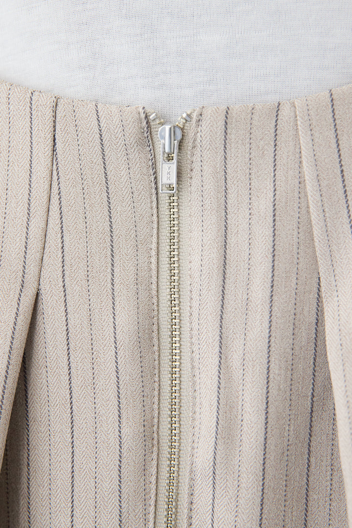 ストライプツータックサロペット