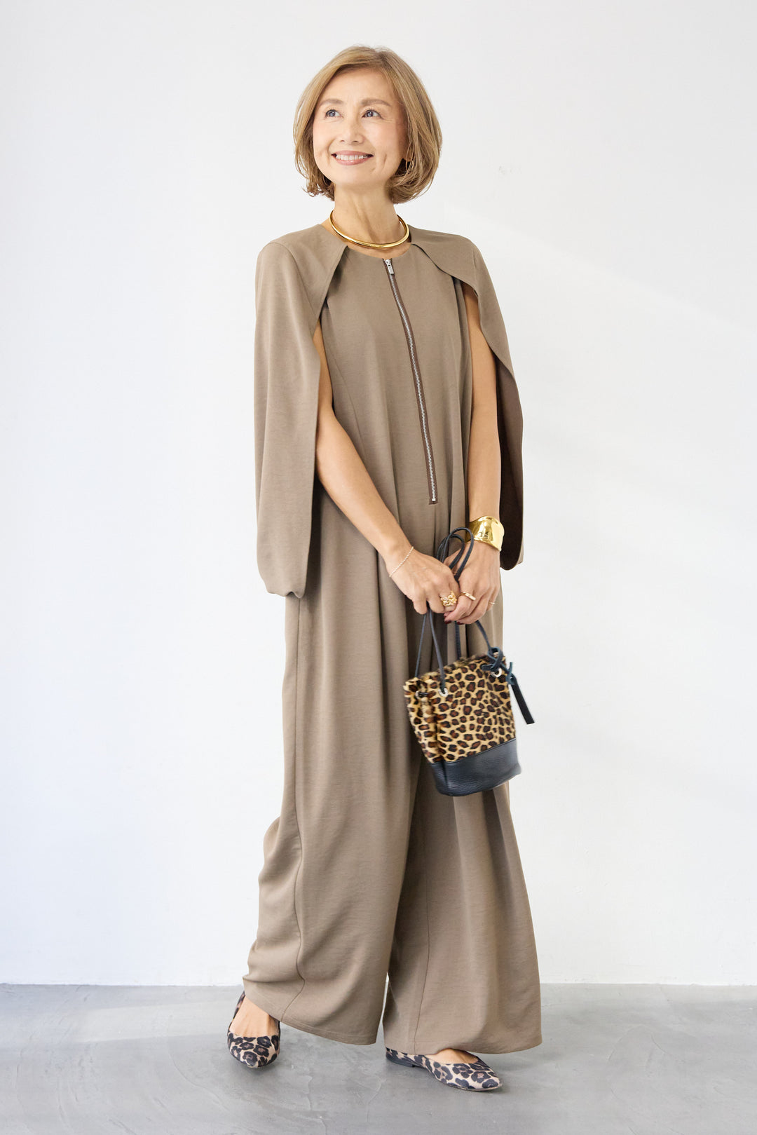 ケープマントオールインワン