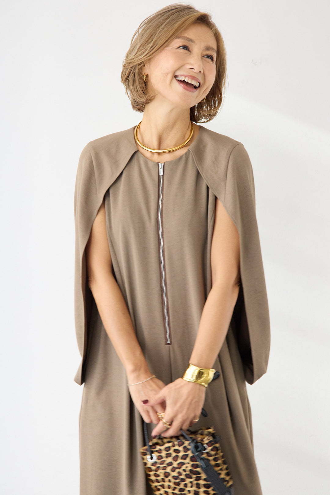 ケープマントオールインワン