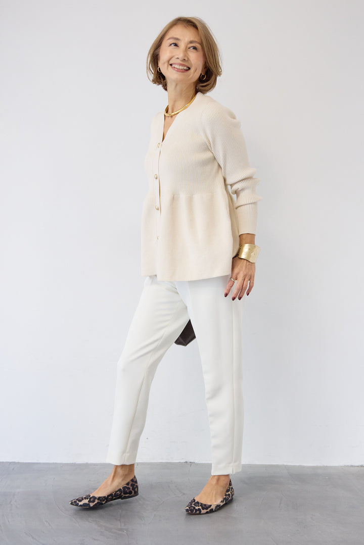 ゴールドボタンペプラムカーディガン