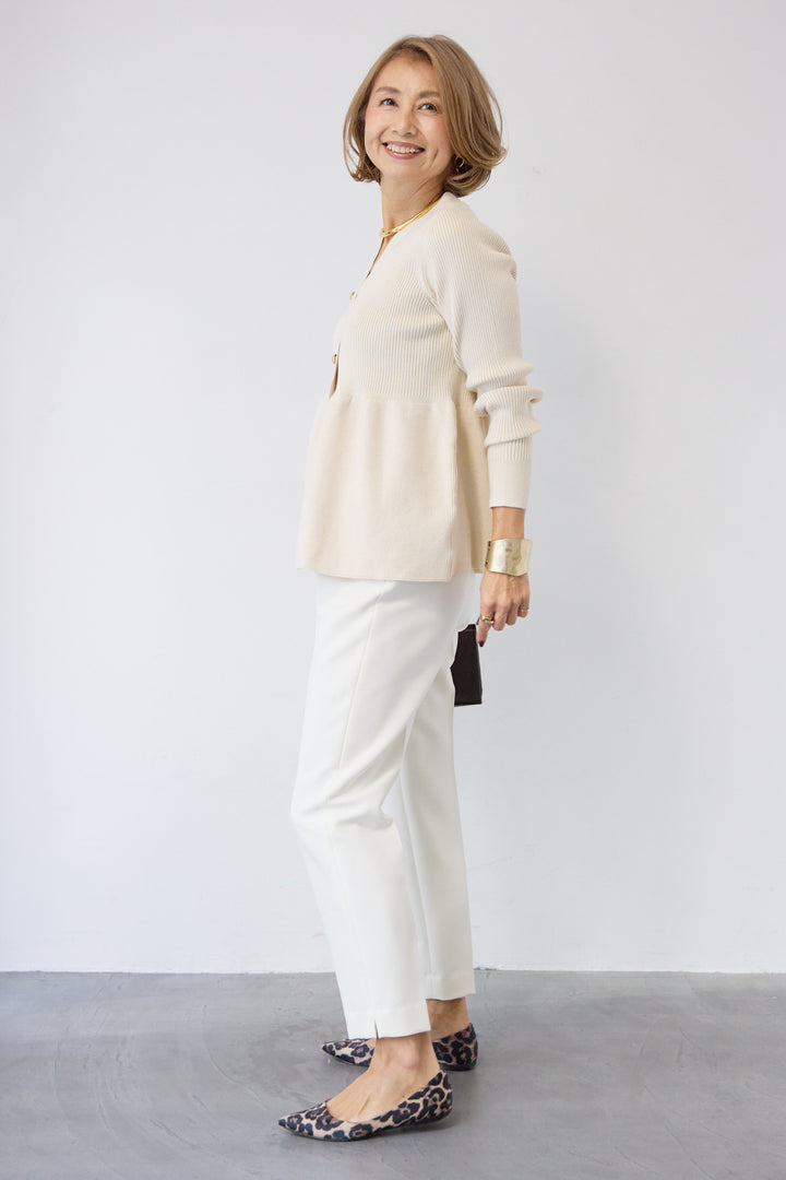 ゴールドボタンペプラムカーディガン