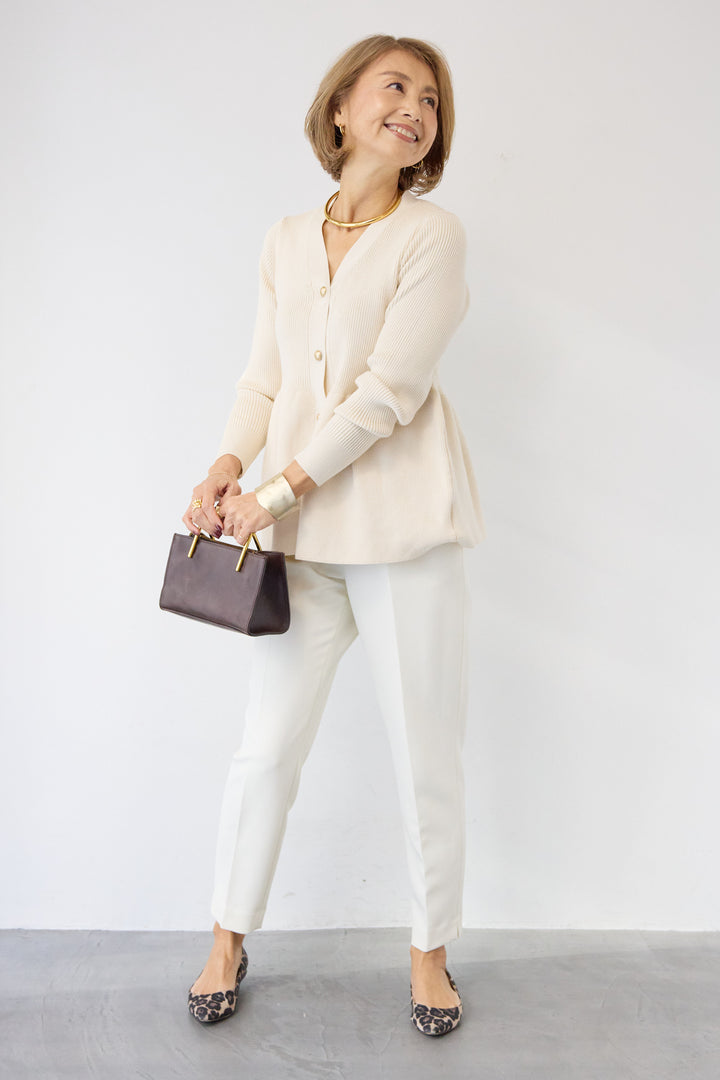 ゴールドボタンペプラムカーディガン