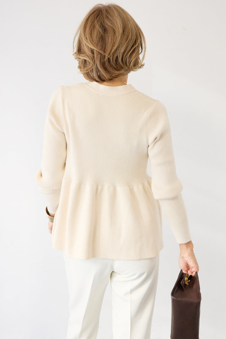 ゴールドボタンペプラムカーディガン