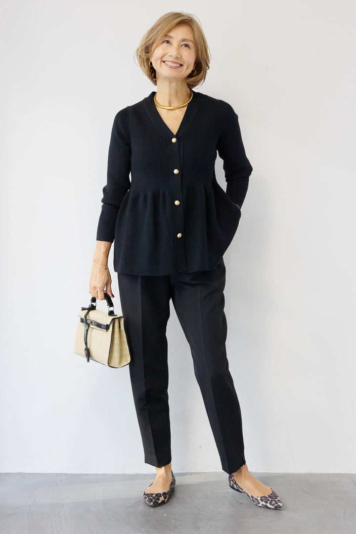 ゴールドボタンペプラムカーディガン