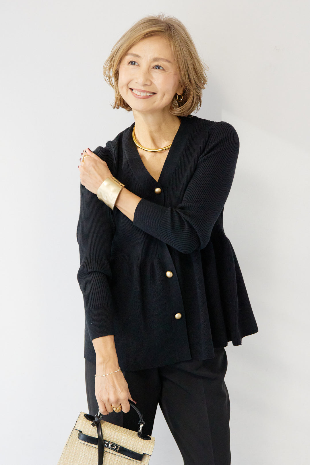 [SET]ゴールドボタンペプラムカーディガン+ウォッシャブルテーパードパンツ(2set)