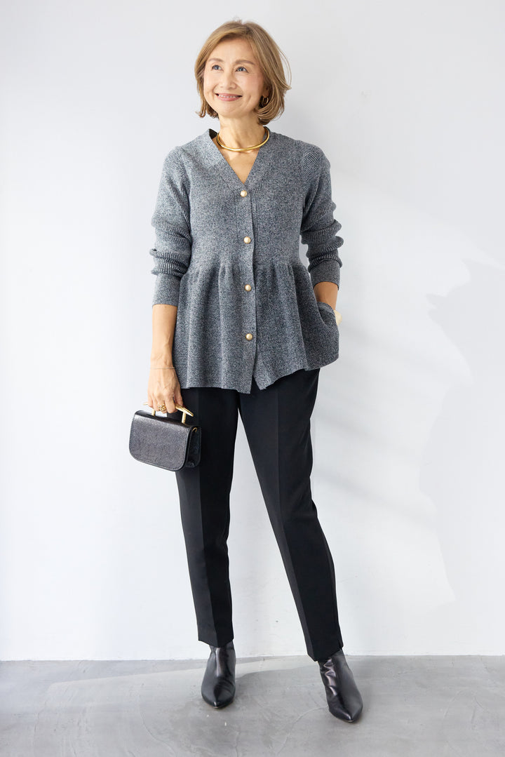 ゴールドボタンペプラムカーディガン