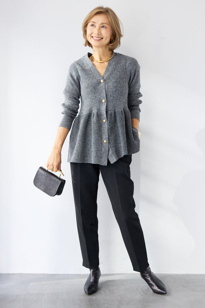 ゴールドボタンペプラムカーディガン