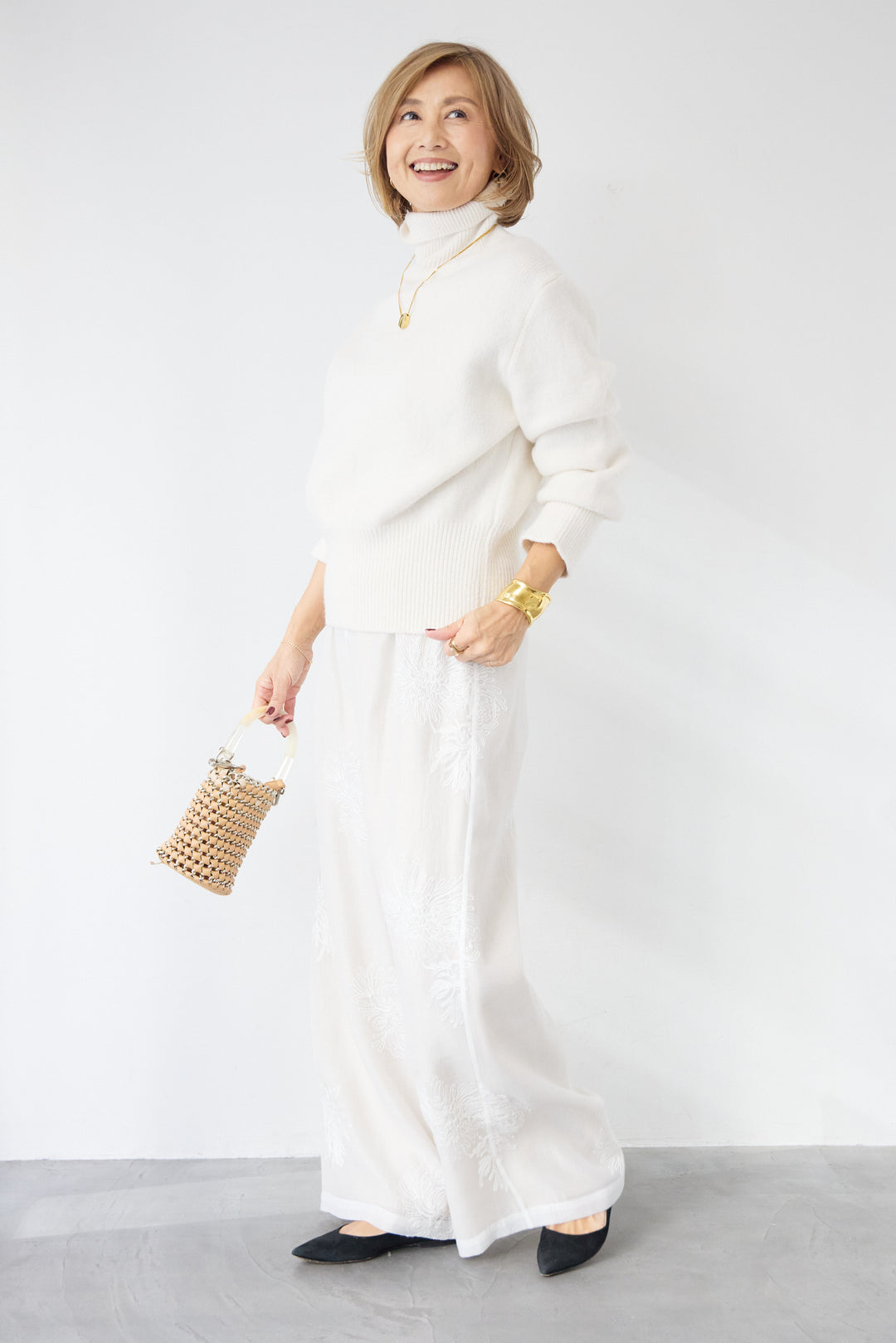 オーガンジー刺繍パンツ