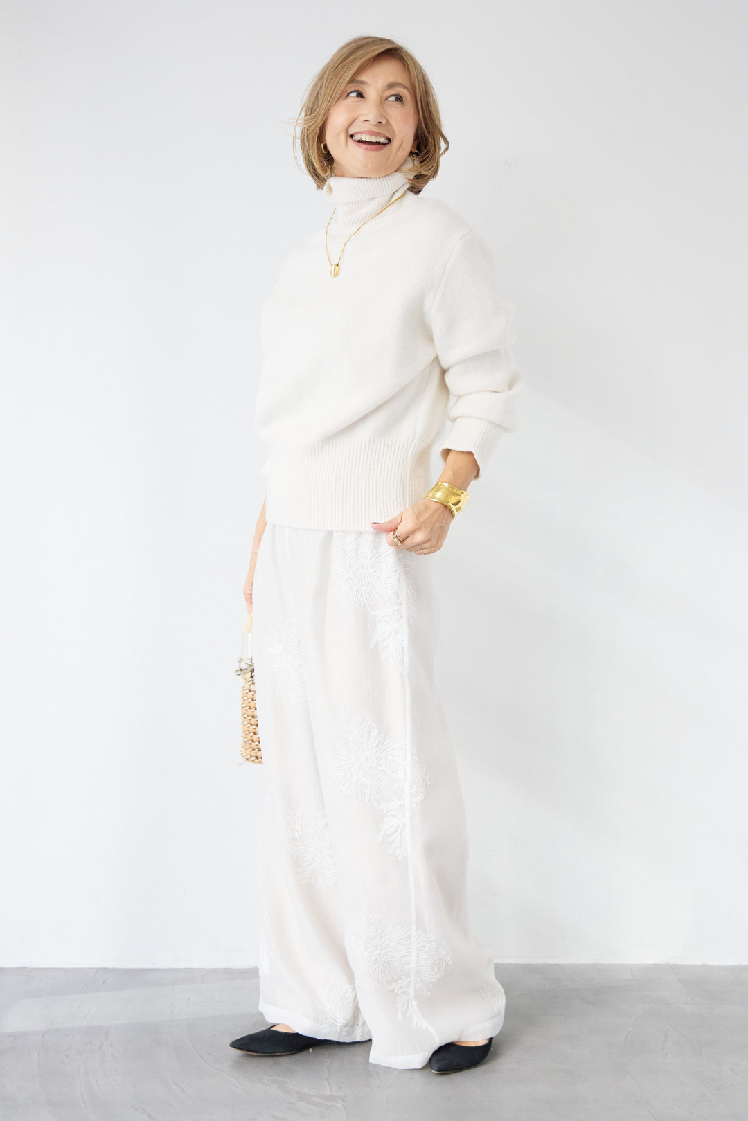 オーガンジー刺繍パンツ