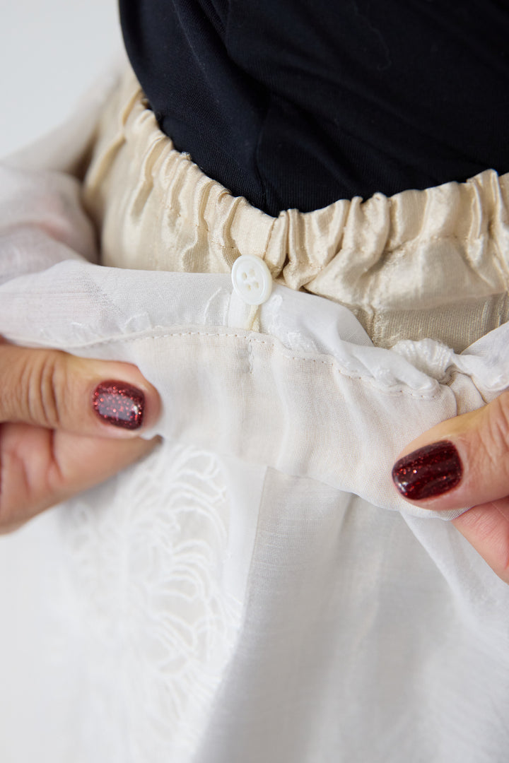 オーガンジー刺繍パンツ