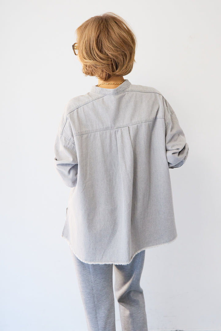 コットンデニムノーカラーシャツ