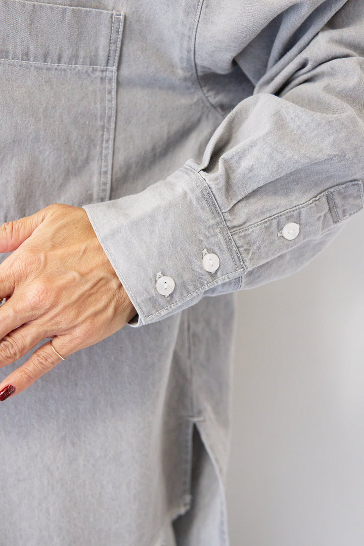 コットンデニムノーカラーシャツ