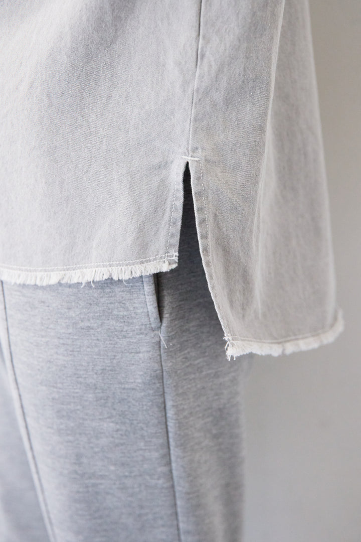 コットンデニムノーカラーシャツ