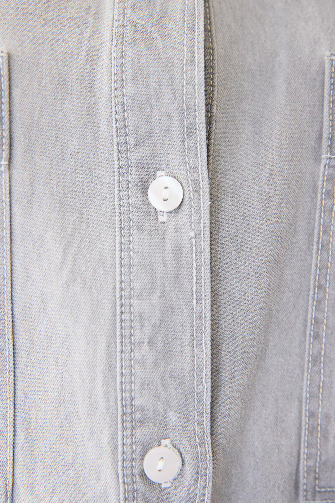 コットンデニムノーカラーシャツ