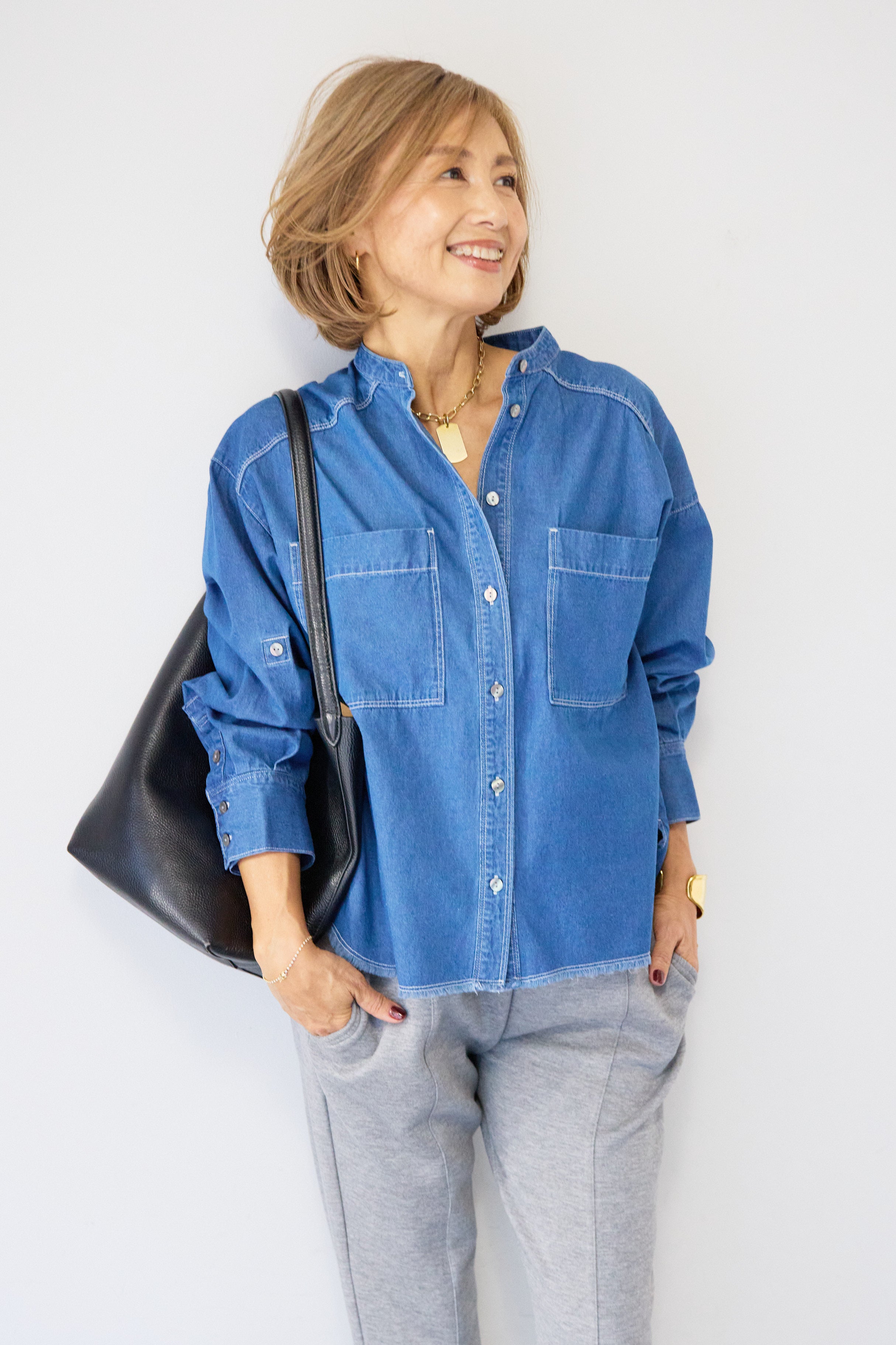 コットンデニムノーカラーシャツ – plusotoha