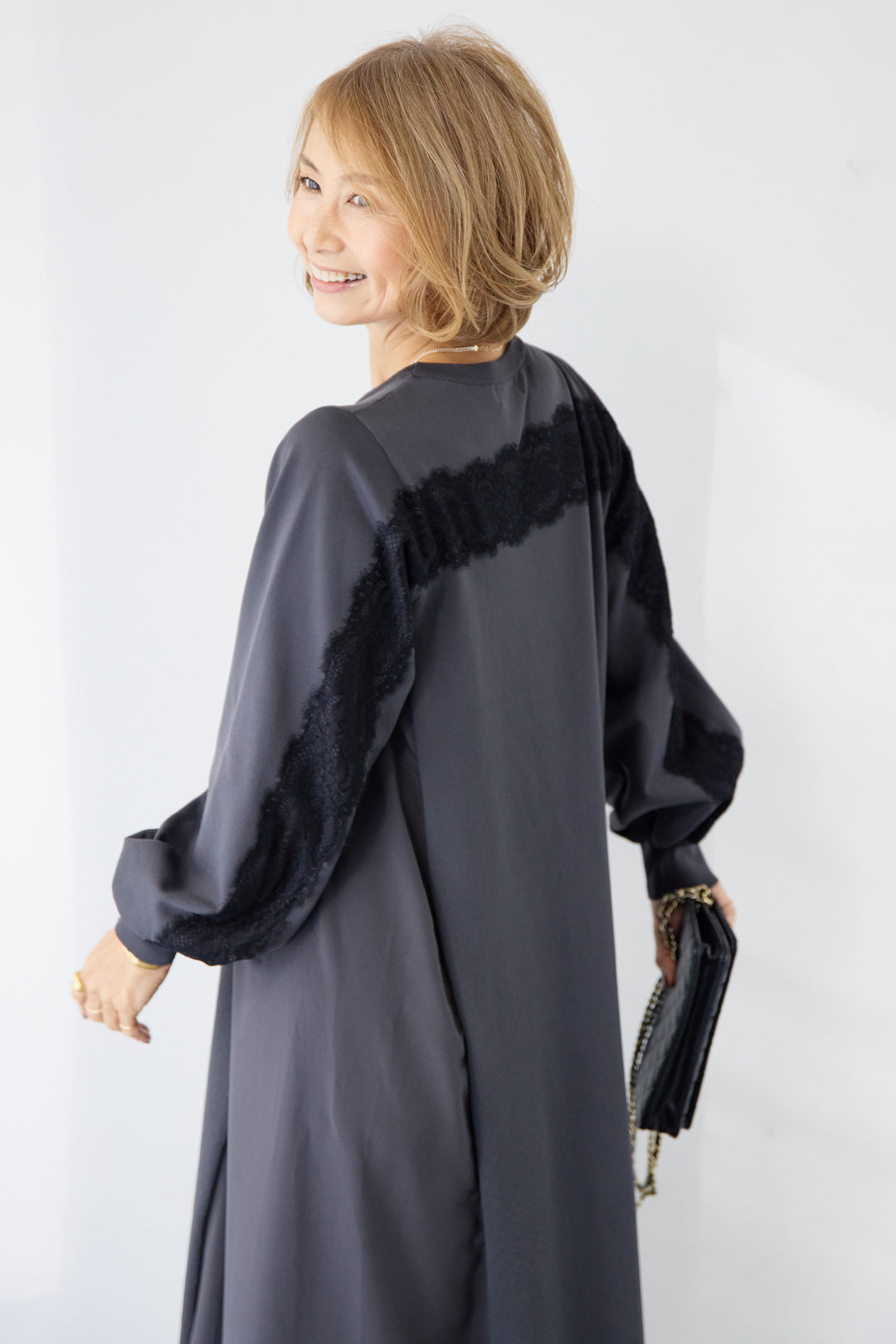 バックレース・ロングワンピース