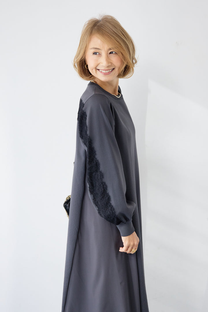 バックレース・ロングワンピース