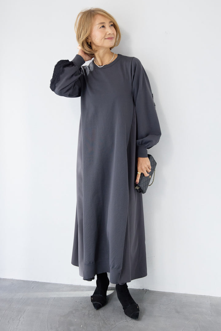 バックレース・ロングワンピース