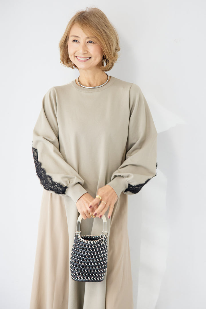 バックレース・ロングワンピース