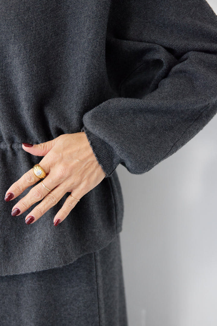 ウエストマーク・ペプラムセットアップ