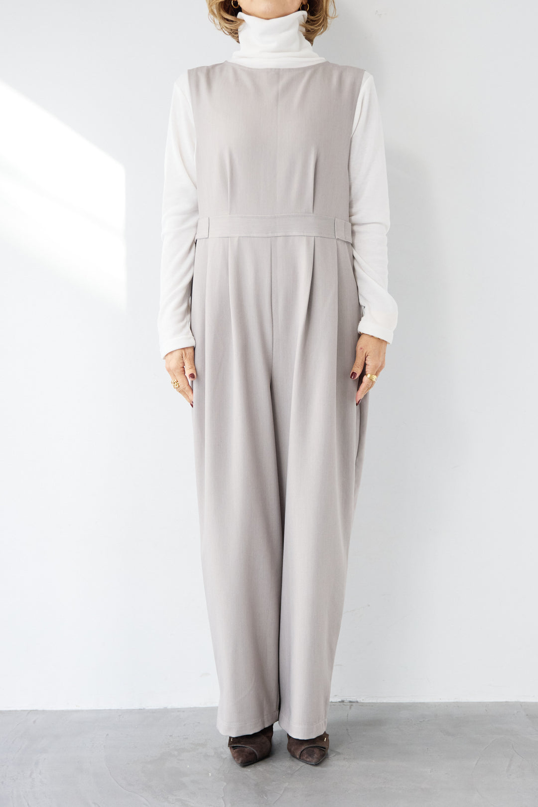 ウエストタブ・フロントタックサロペット