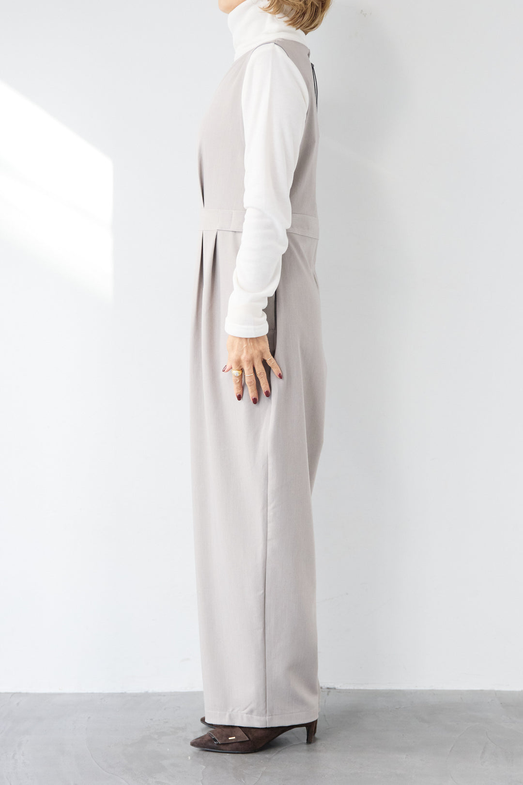 ウエストタブ・フロントタックサロペット