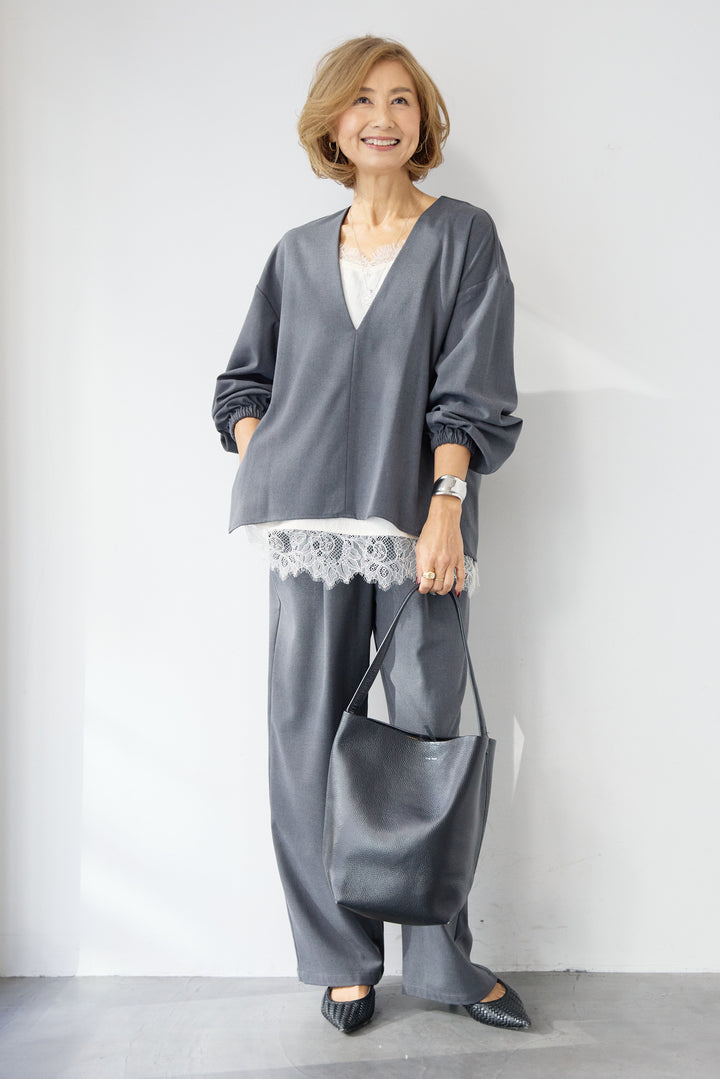 深Vネック・ボリュームスリーブプルオーバー