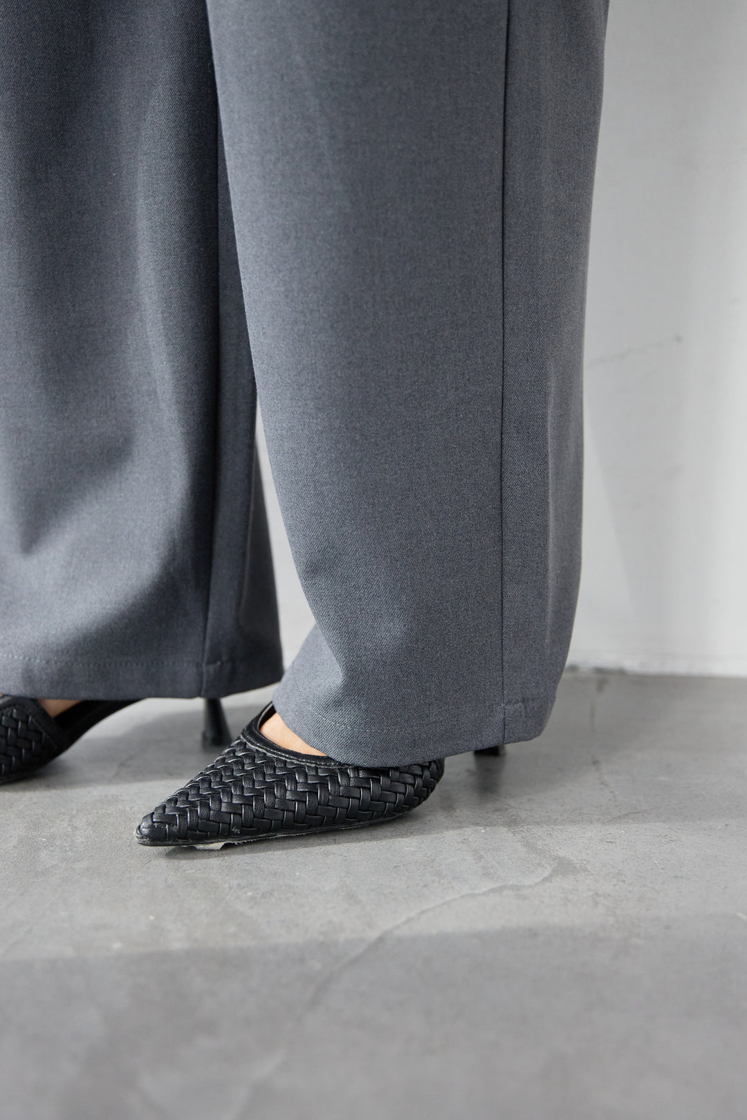 ソフトツイル ワイドストレートスラックス