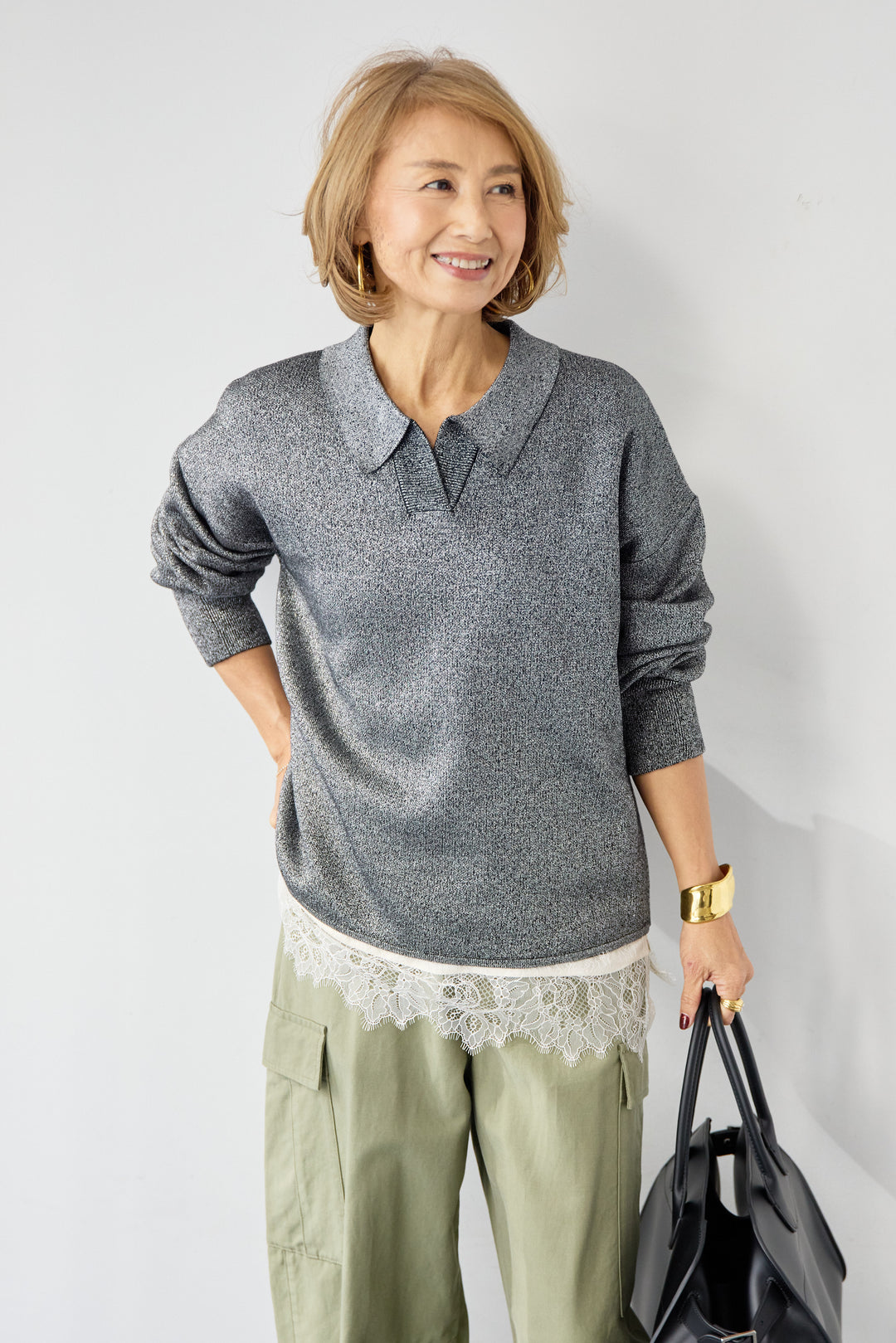 シャイニーラメ・スキッパーポロニット