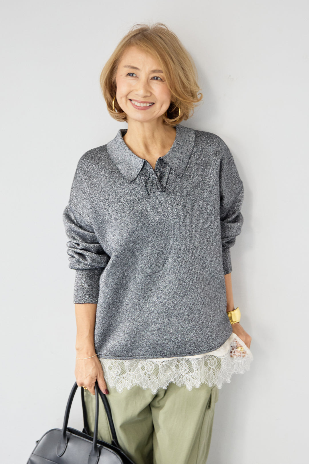 シャイニーラメ・スキッパーポロニット