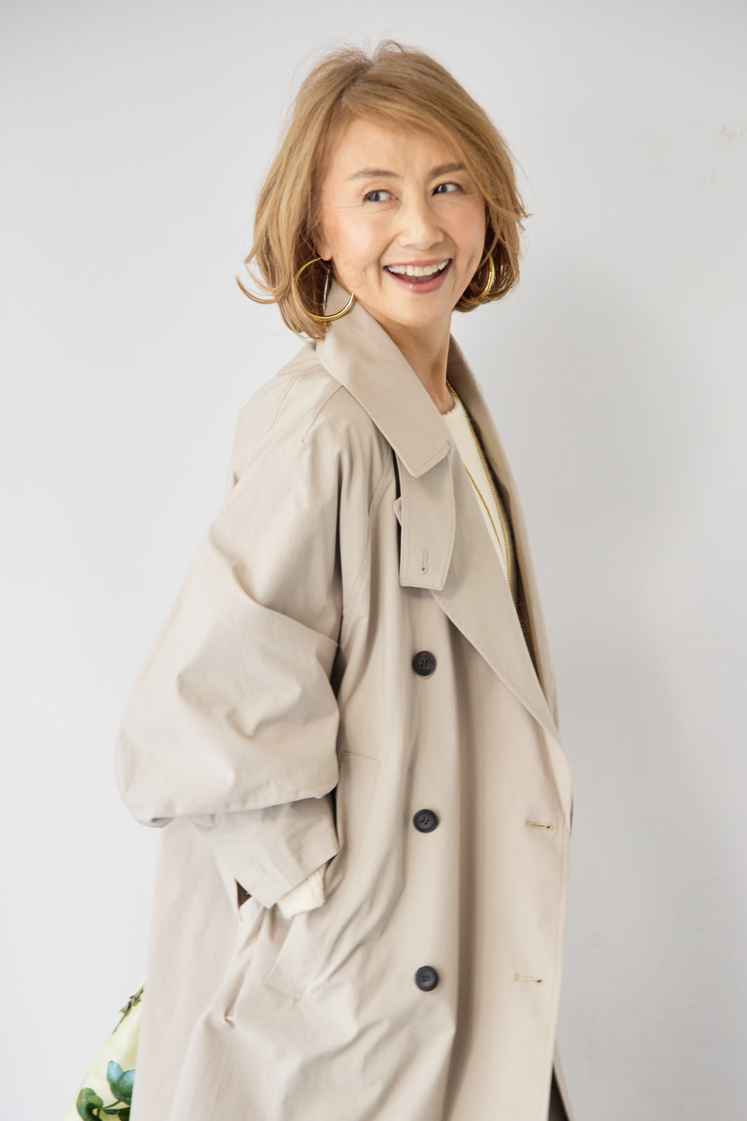 バックデザイン・ビッグシルエットスプリングコート