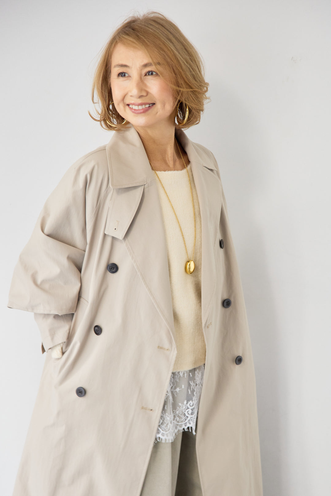 バックデザイン・ビッグシルエットスプリングコート