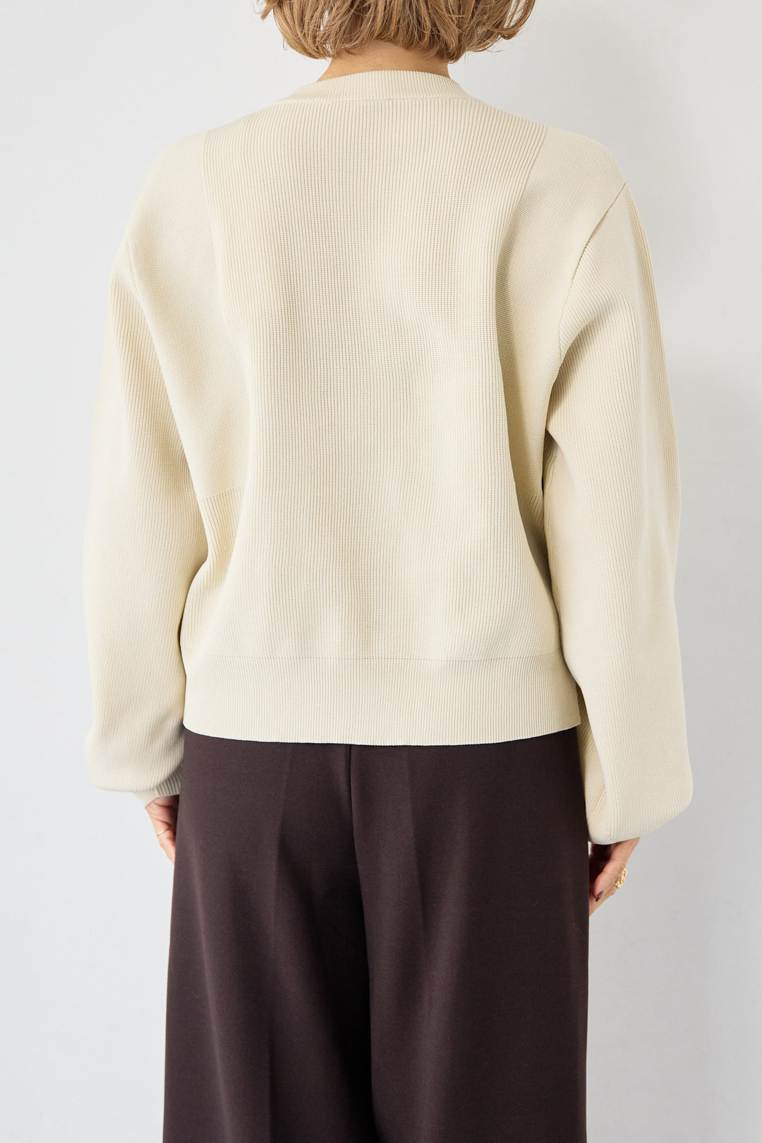 モダンメタルボタン・カーディガン