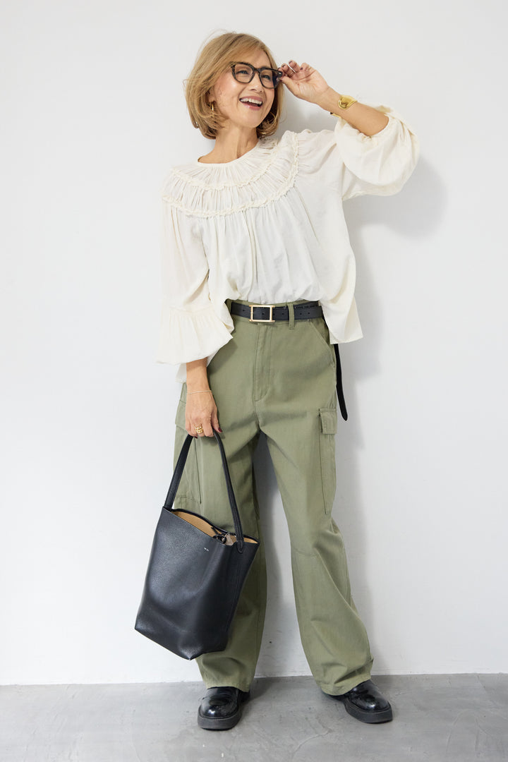 ピンタックフリル ギャザーボリュームブラウス