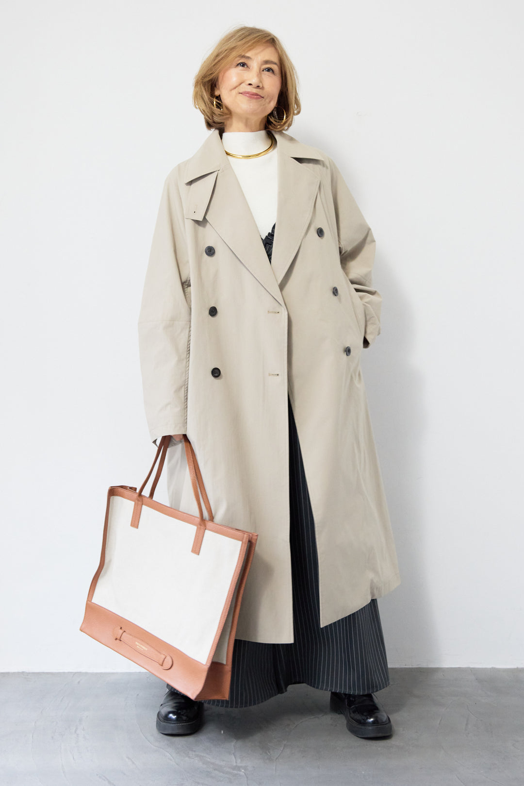 バックデザイン・ビッグシルエットスプリングコート