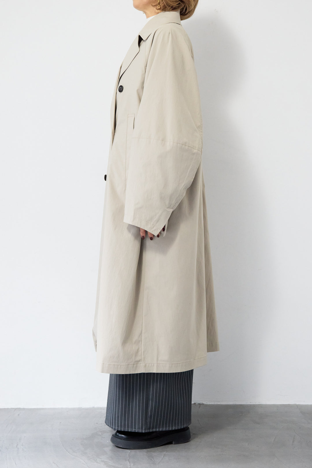 バックデザイン・ビッグシルエットスプリングコート
