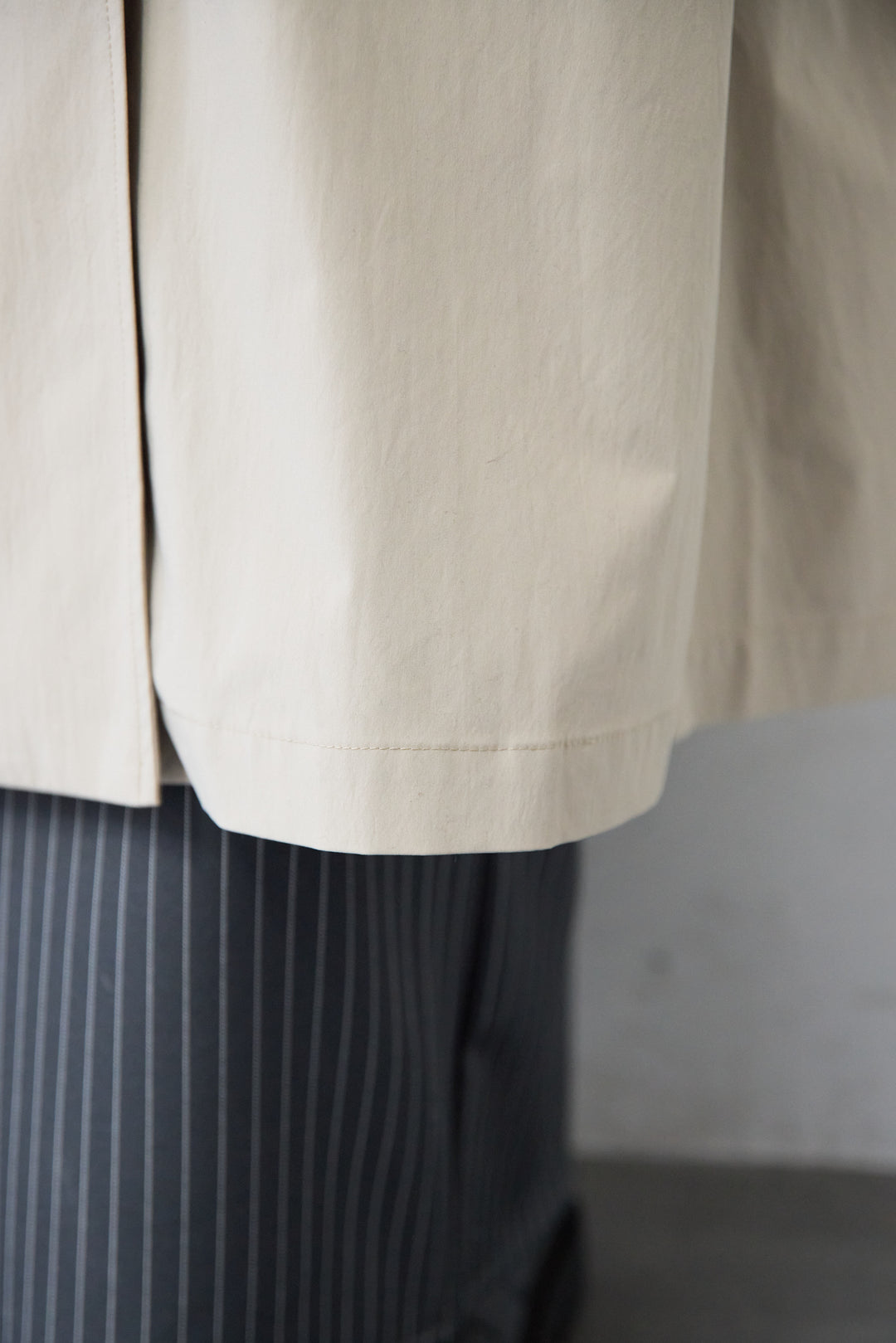 バックデザイン・ビッグシルエットスプリングコート