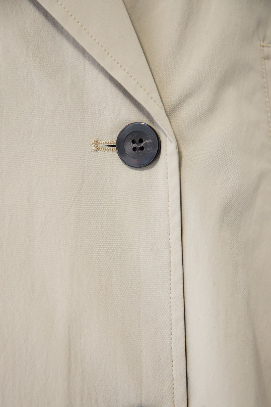 バックデザイン・ビッグシルエットスプリングコート