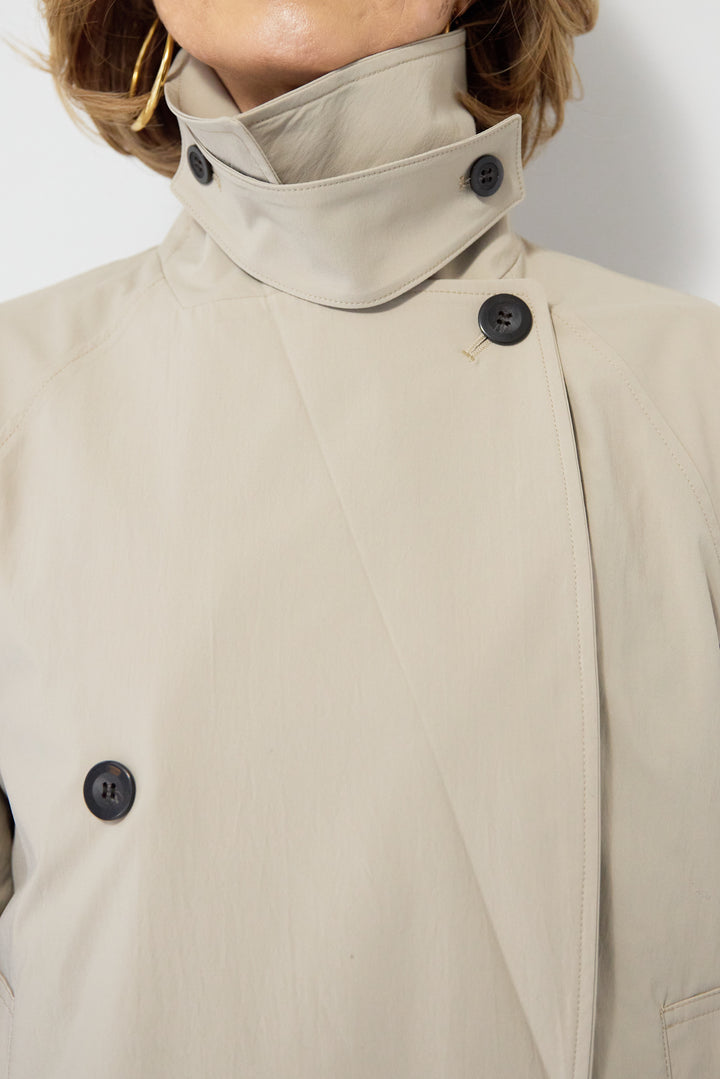 バックデザイン・ビッグシルエットスプリングコート