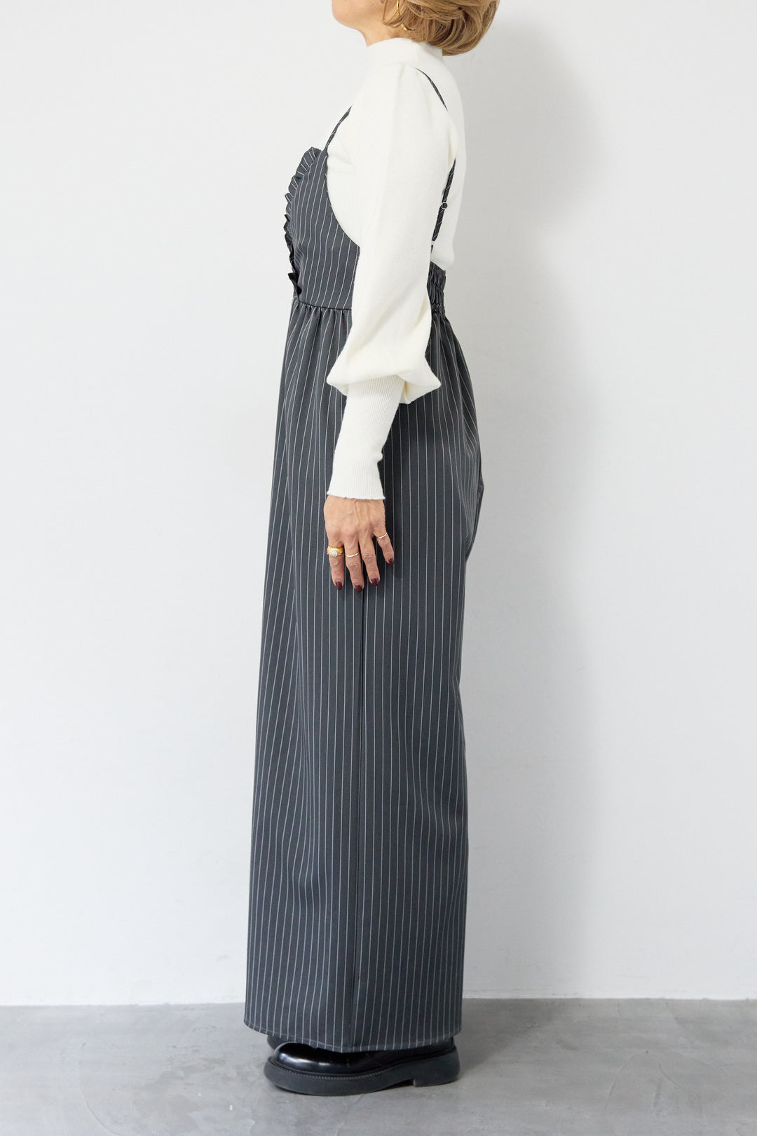 ピンストライプ・フリルカシュクールサロペット