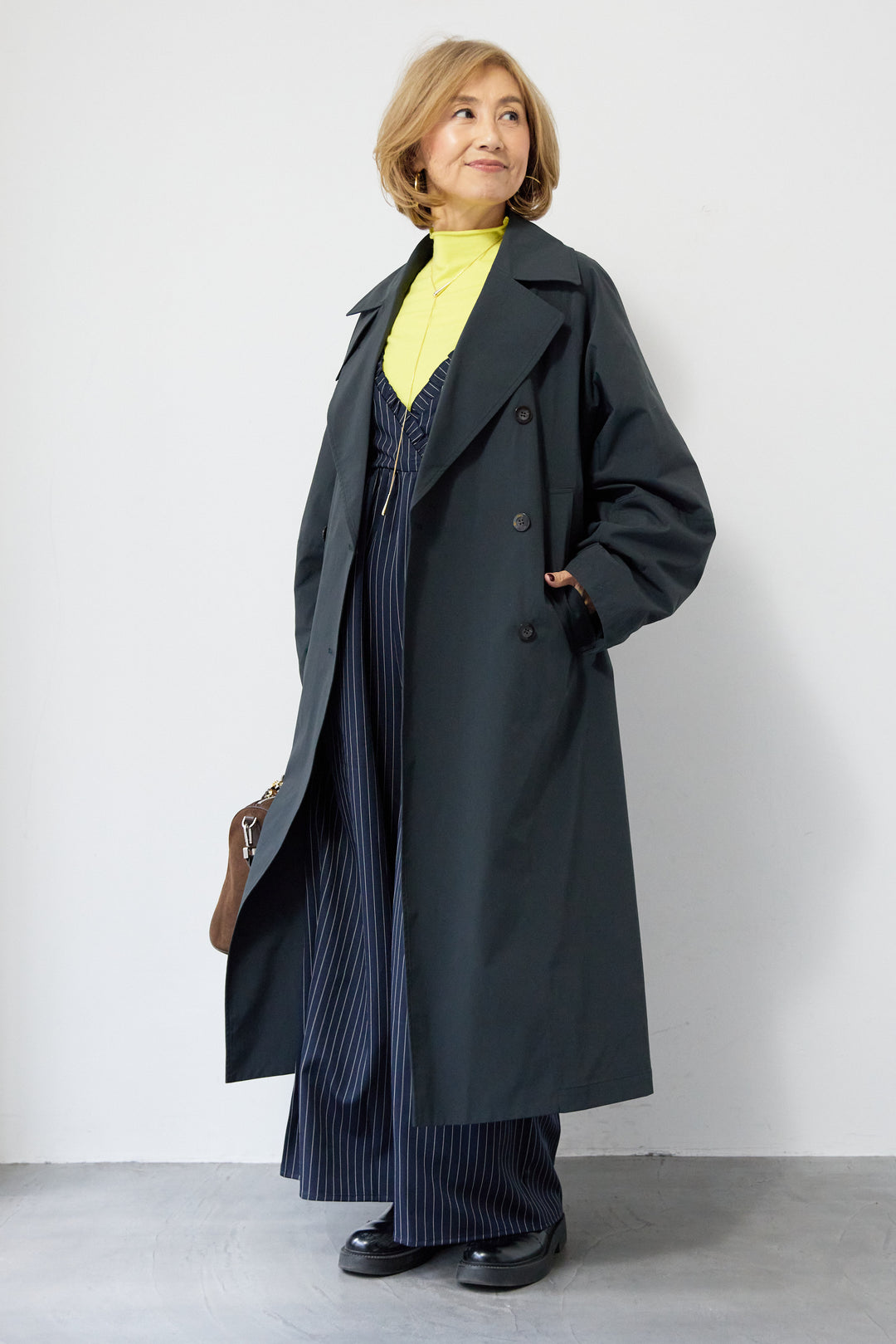 バックデザイン・ビッグシルエットスプリングコート